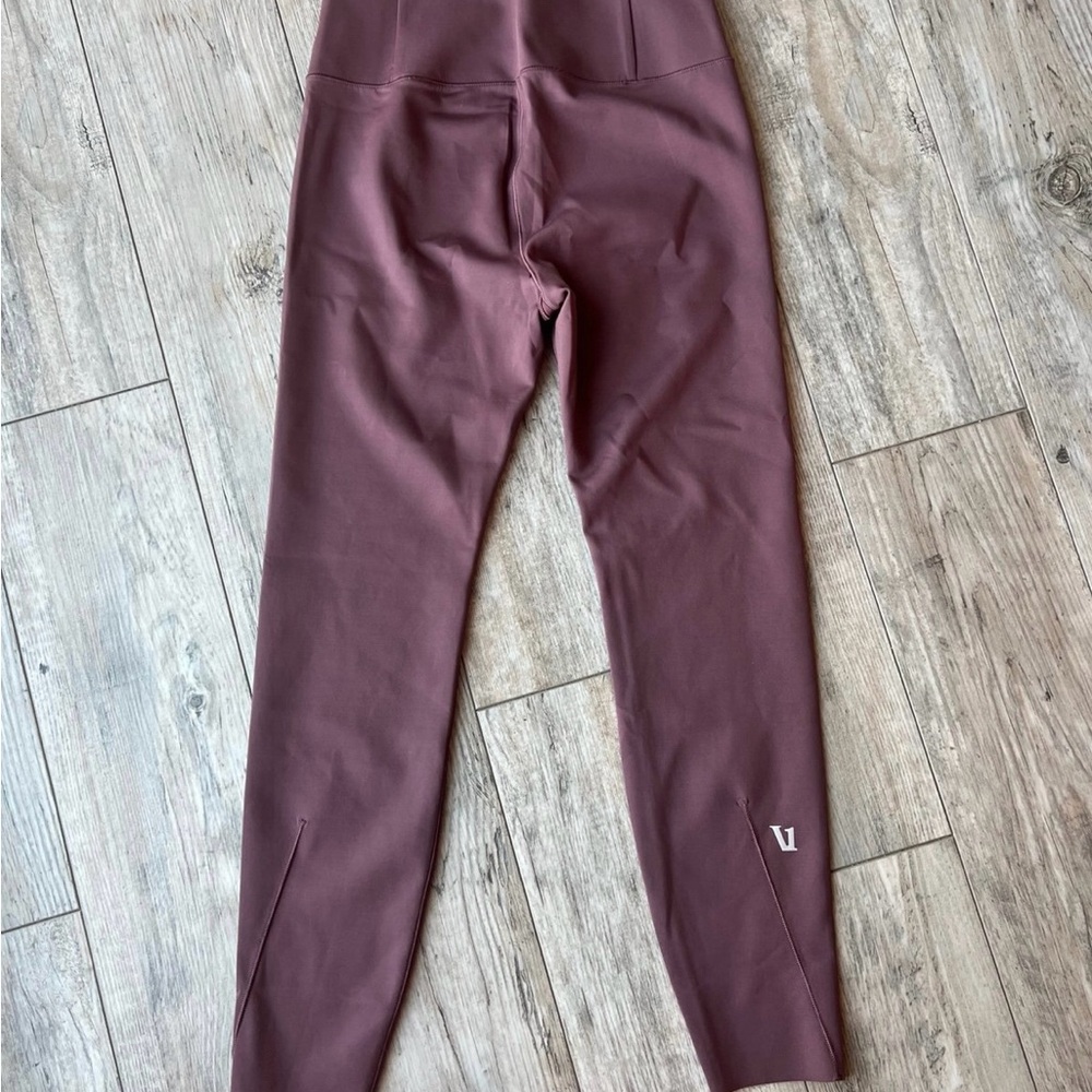 Vuori Evolve Lunar Leggings